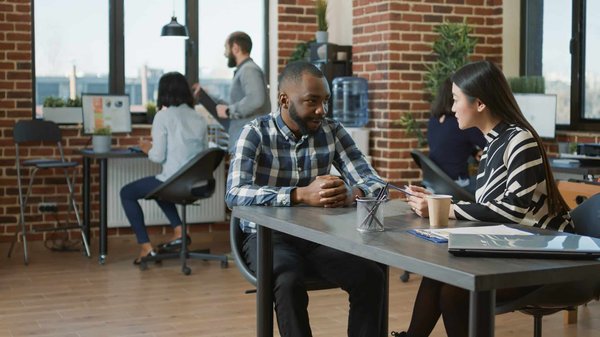 Où est-ce qu'on peut trouver des opportunités d'emploi à Istres ?