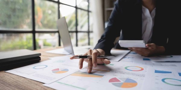Que faut-il savoir sur les missions, les qualités et l'importance d'un expert-comptable pour votre entreprise ?
